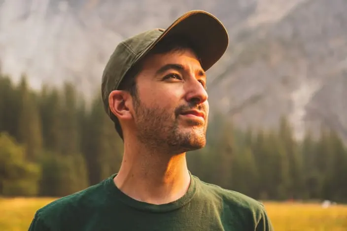 A-man-wearing-a-baseball-cap